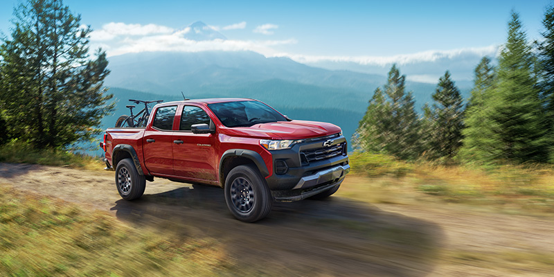 2026 Chevrolet Colorado midsize truck parked outdoors in Reno.