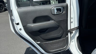 2022 Jeep Wrangler Unlimited Sahara 4x4