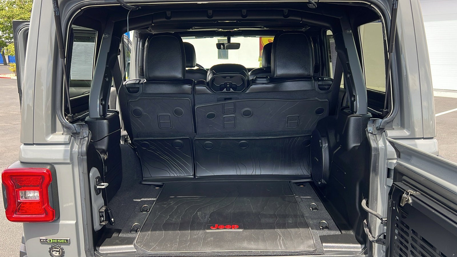 2022 Jeep Wrangler Unlimited Sahara Altitude - Photo 12