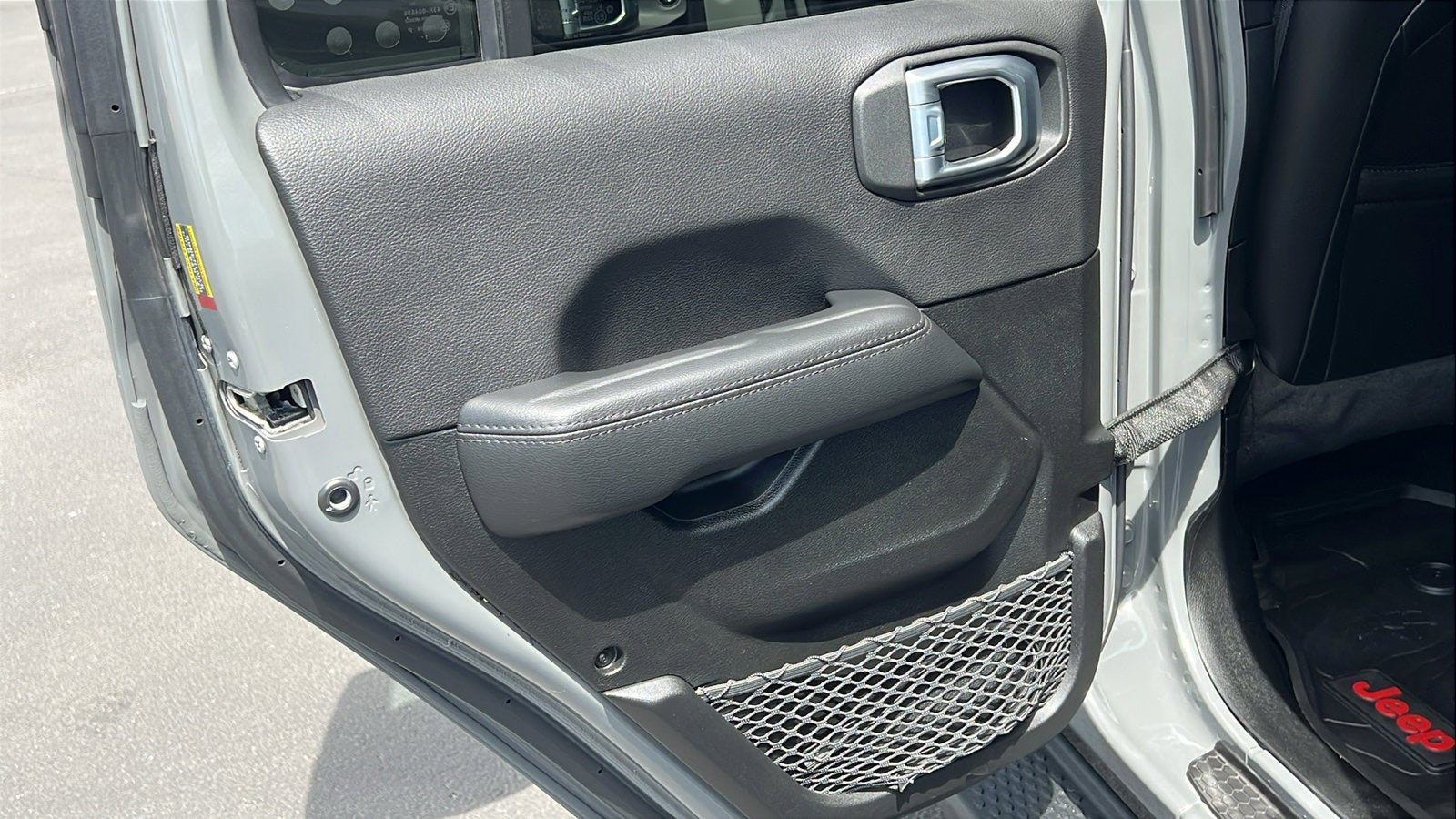 2022 Jeep Wrangler Unlimited Sahara Altitude - Photo 14