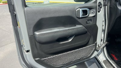 2022 Jeep Wrangler Unlimited Sahara Altitude