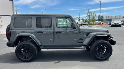 2022 Jeep Wrangler Unlimited Sahara Altitude