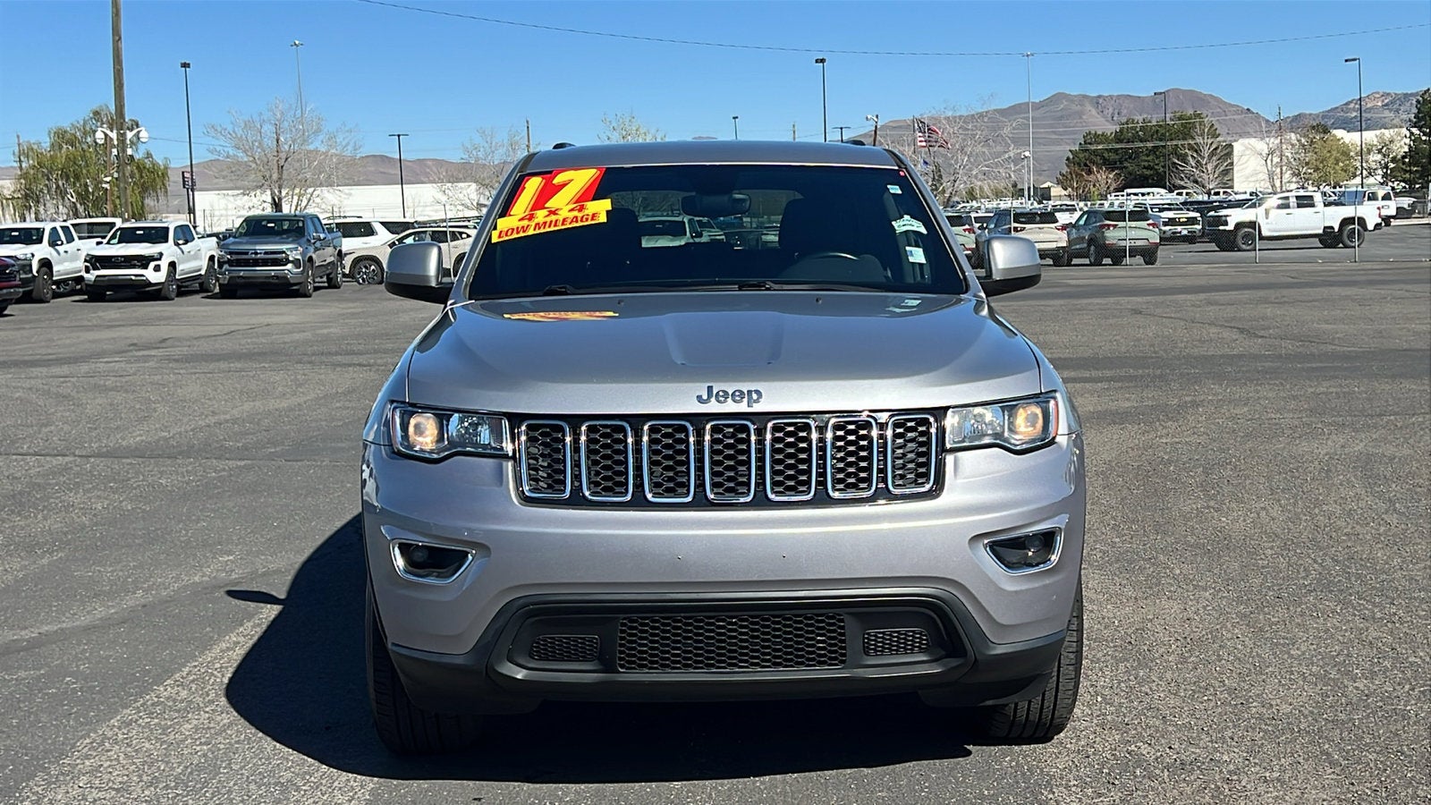 2017 Jeep Grand Cherokee Laredo