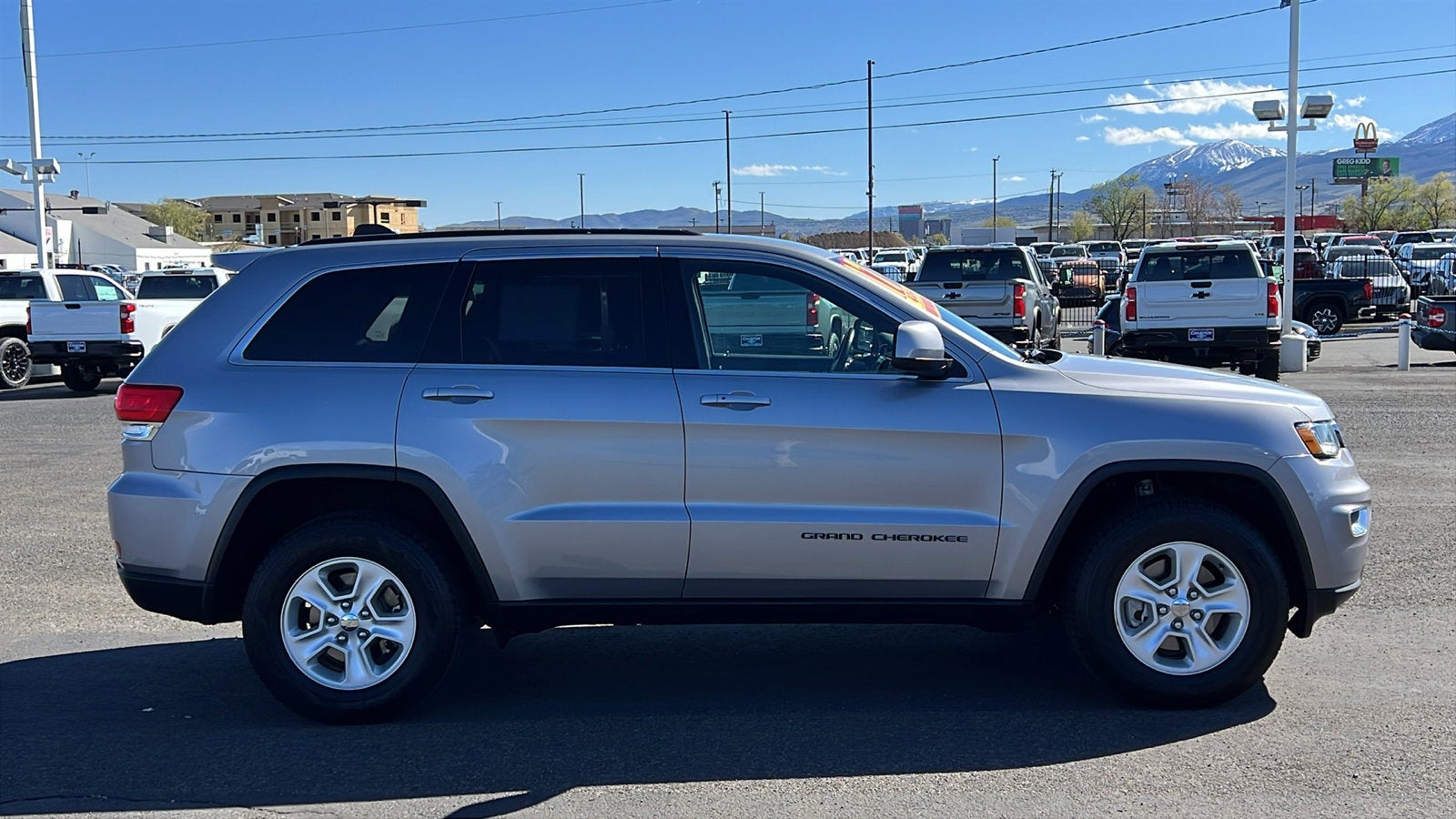 2017 Jeep Grand Cherokee Laredo