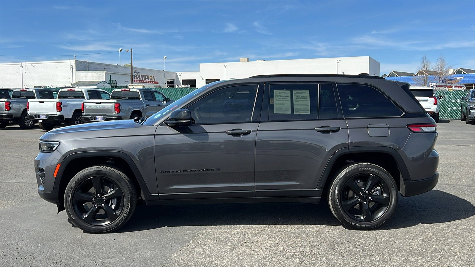 2023 Jeep Grand Cherokee Altitude