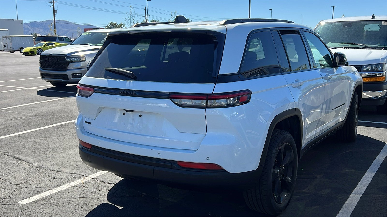 2023 Jeep Grand Cherokee Altitude 4x4