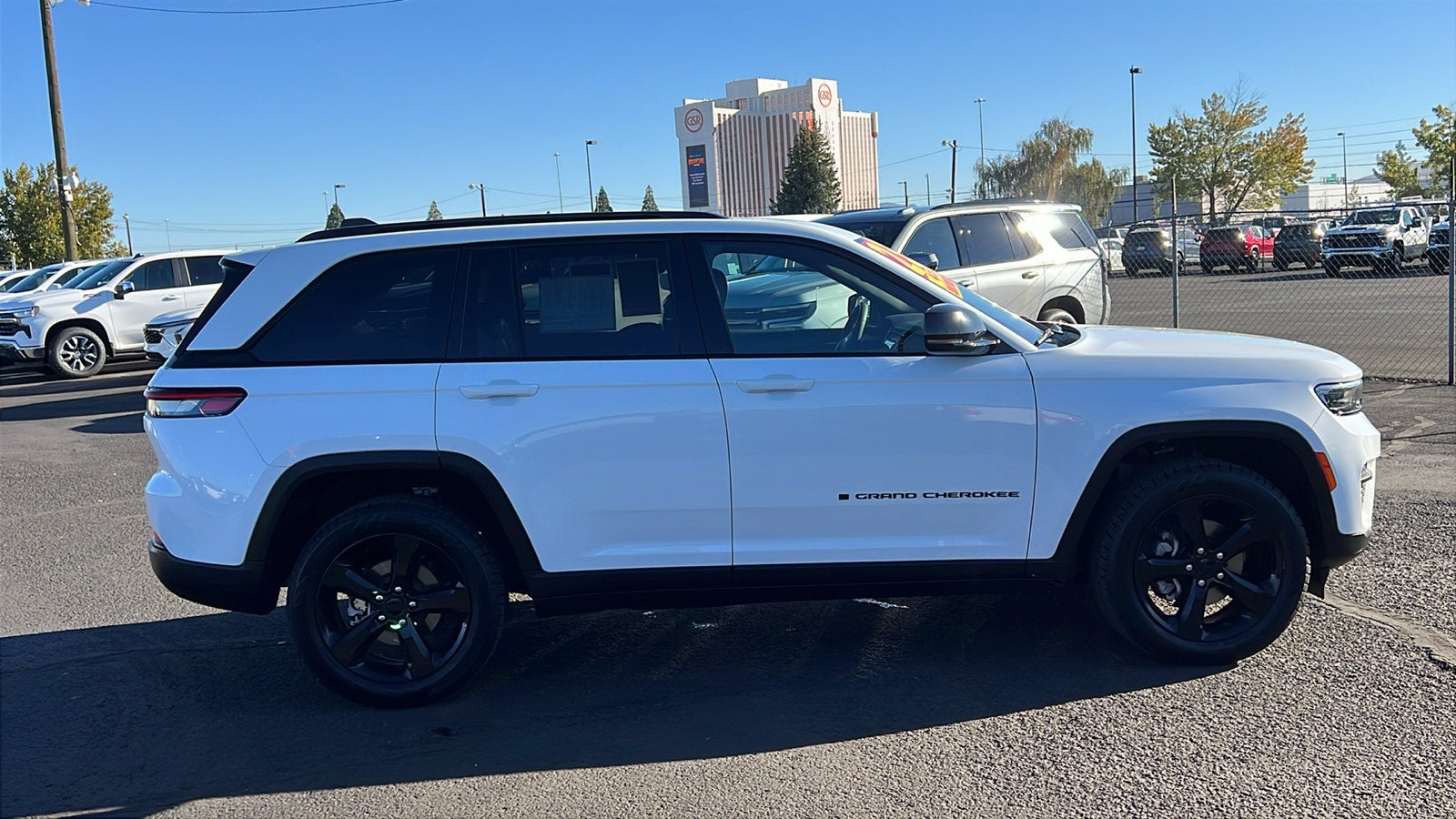 2023 Jeep Grand Cherokee Altitude 4x4