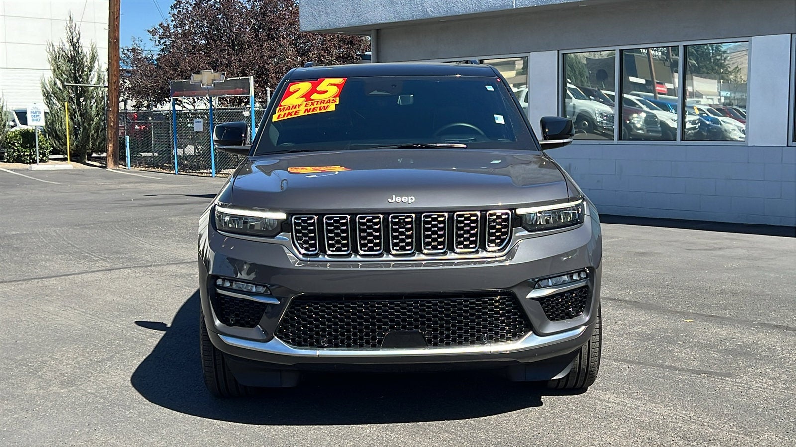 2025 Jeep Grand Cherokee Summit