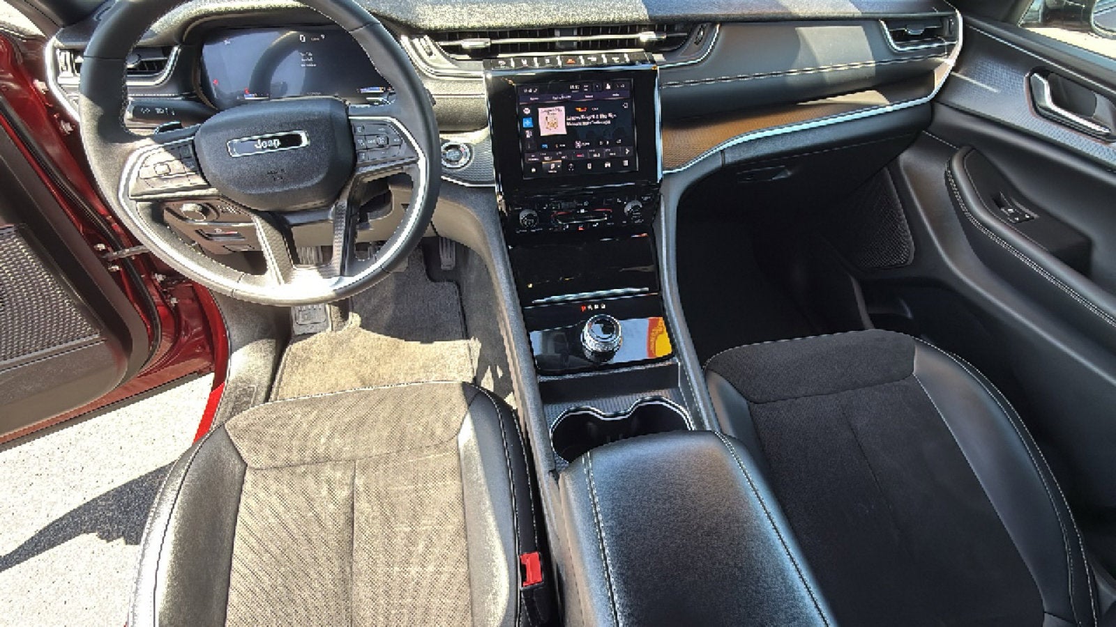 2024 Jeep Grand Cherokee L Altitude
