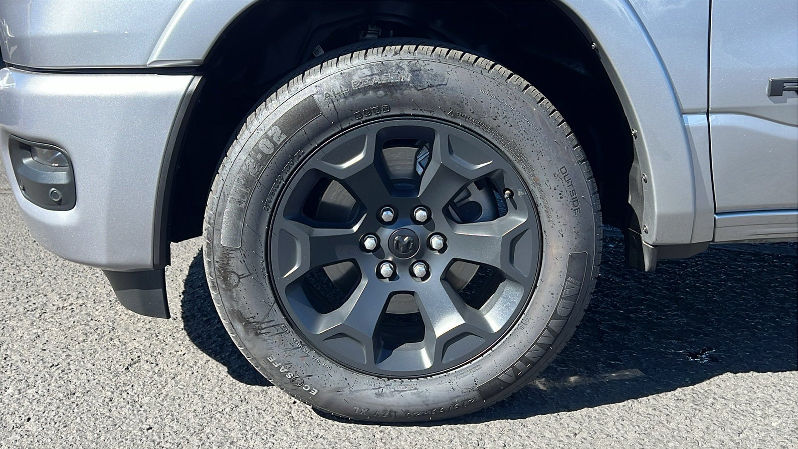 2025 RAM 1500 Big Horn Crew Cab 4x4 5'7" Box