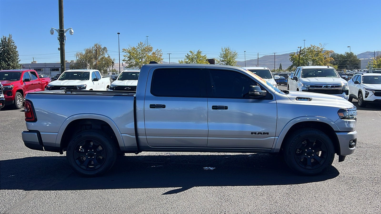 2025 RAM 1500 Big Horn Crew Cab 4x4 5'7" Box