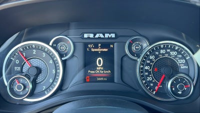 2025 RAM 1500 Big Horn Crew Cab 4x4 6'4" Box