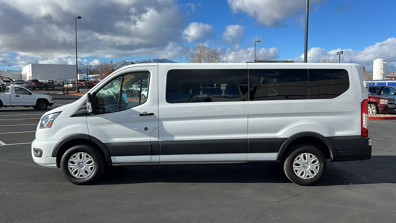 2023 Ford Transit Passenger Wagon XL