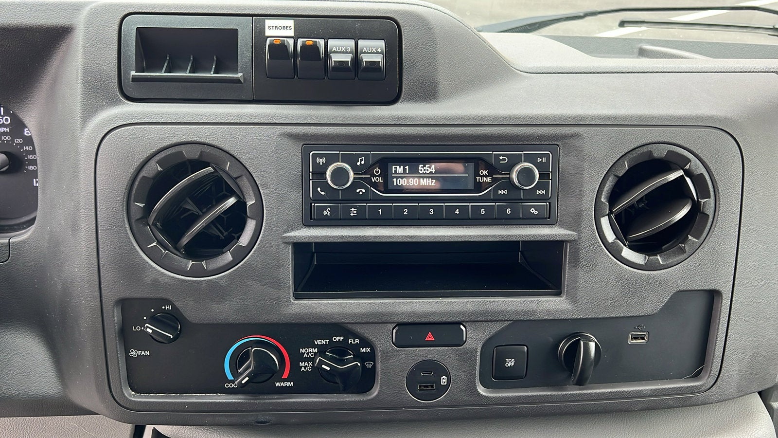 2023 Ford E-Series Cutaway CUTWY