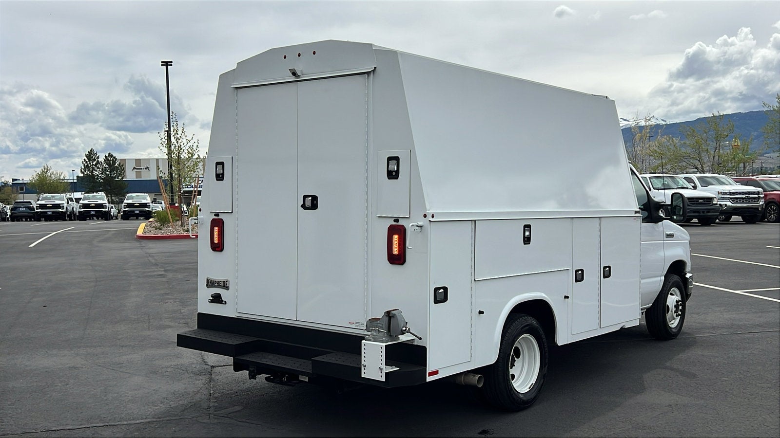 2023 Ford E-Series Cutaway CUTWY