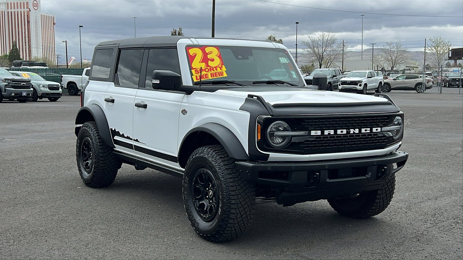 2023 Ford Bronco Base
