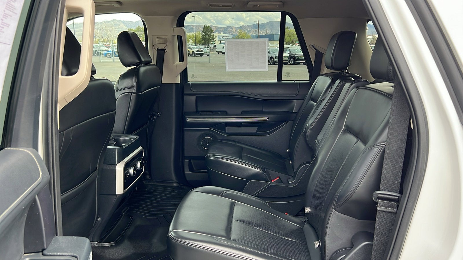 2022 Ford Expedition Max XLT