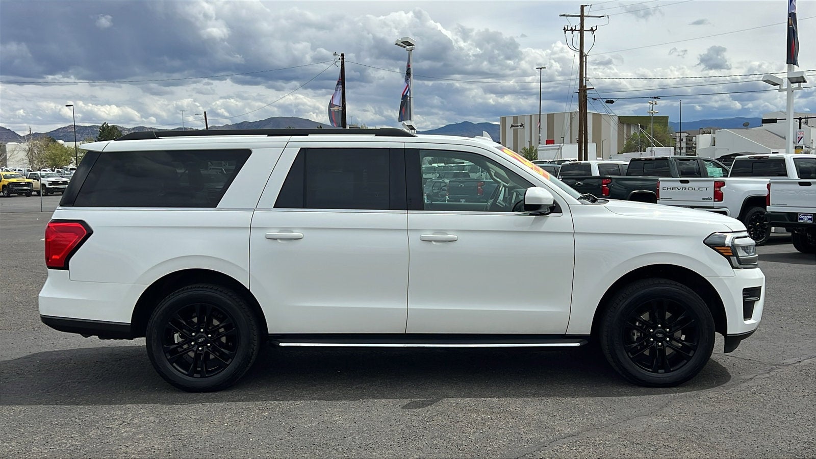 2022 Ford Expedition Max XLT