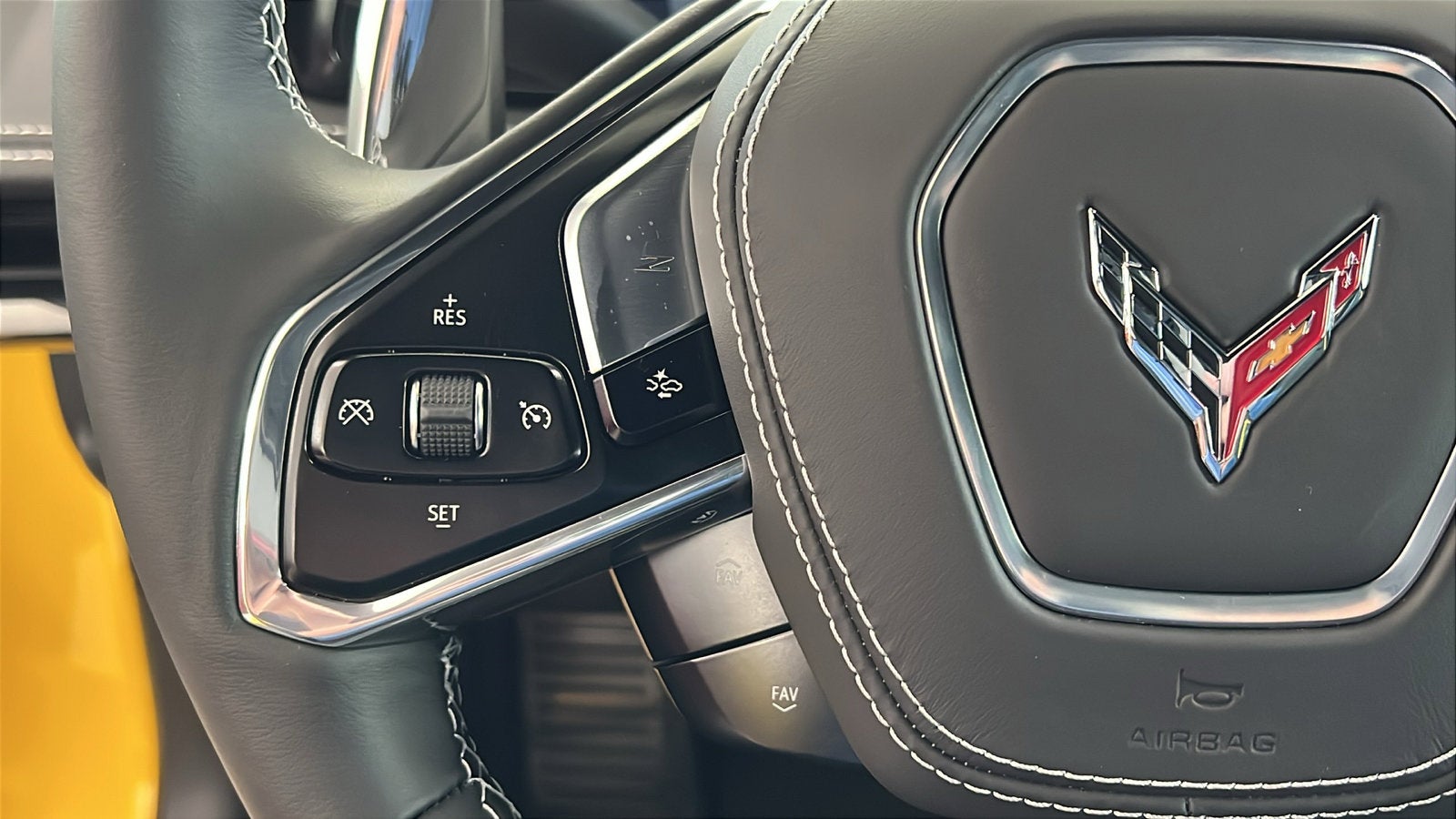 2025 Chevrolet Corvette Stingray 2LT