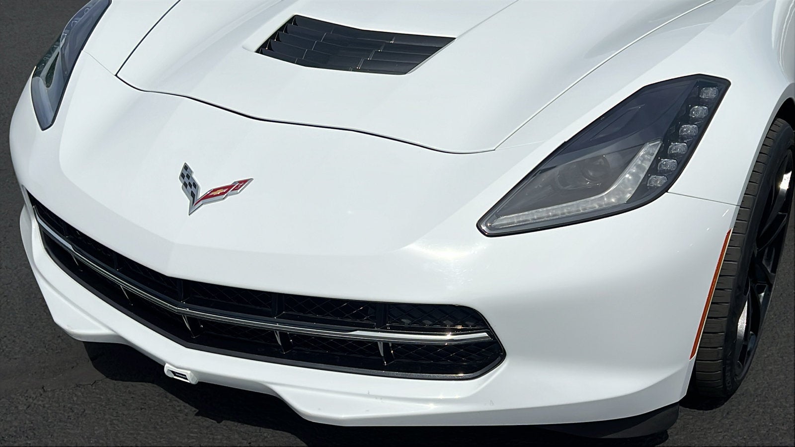 2016 Chevrolet Corvette 1LT - Photo 9