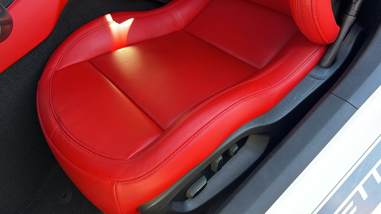 2015 Chevrolet Corvette Base - Photo 13