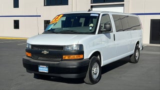 2023 Chevrolet Express Passenger 3500 1LS