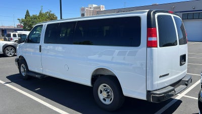 2025 Chevrolet Express Passenger 1LT