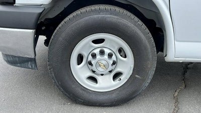 2024 Chevrolet Express Cutaway 3500 1WT