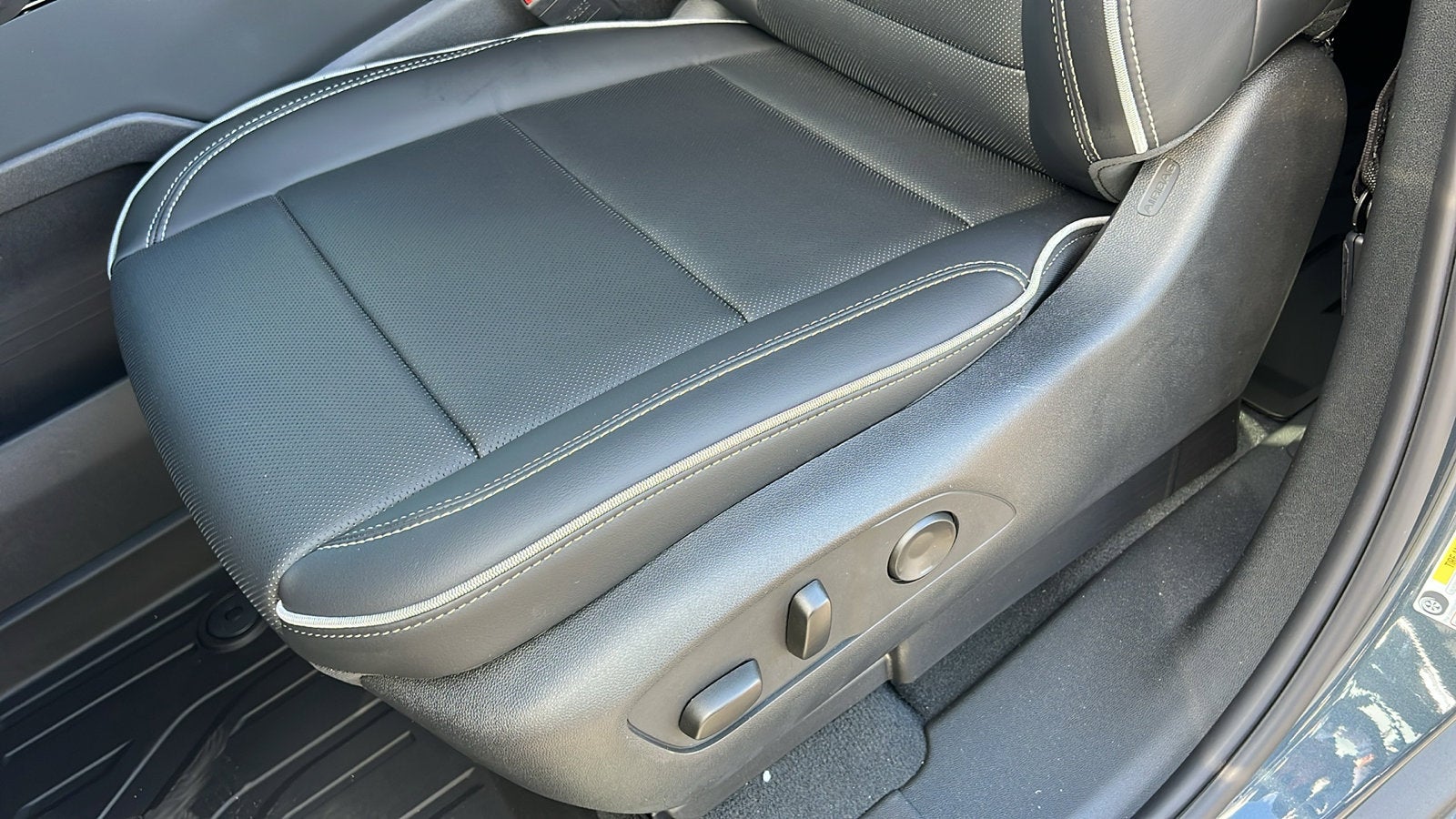 2026 Chevrolet Silverado EV LT - Max Range