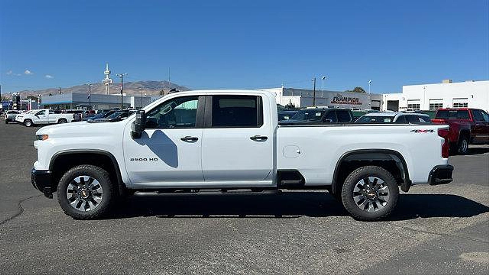 2026 Chevrolet Silverado 2500 HD Custom