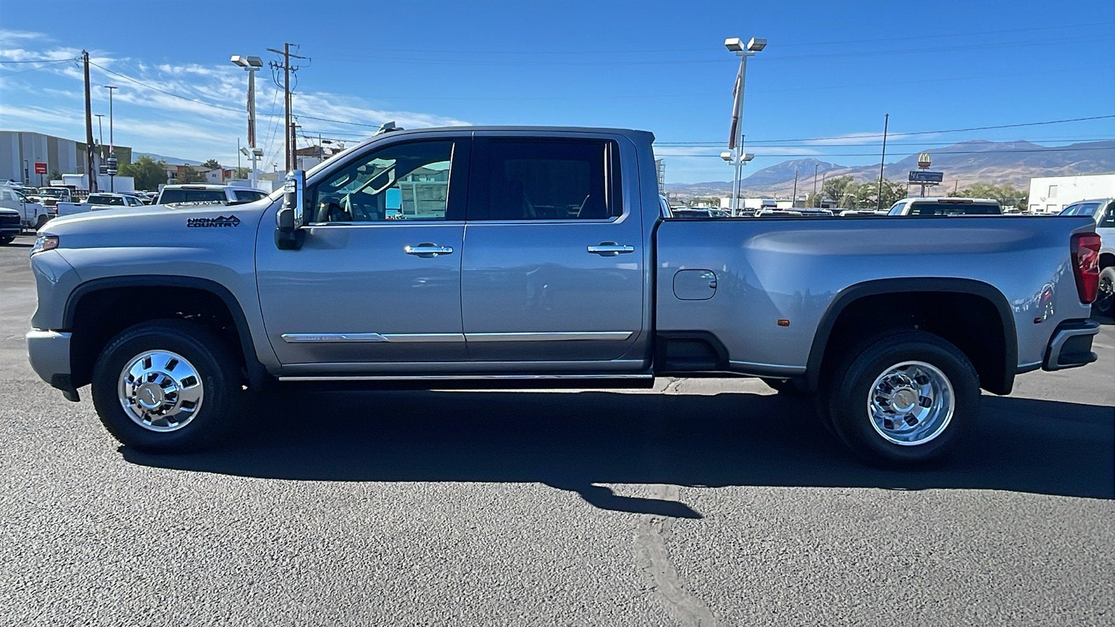 2026 Chevrolet Silverado 3500 HD High Country DRW