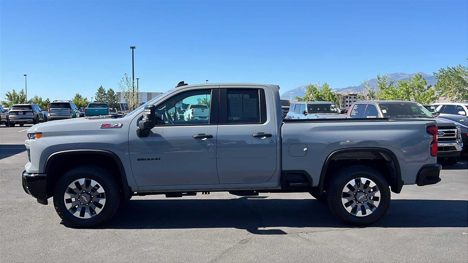 2024 Chevrolet Silverado 2500 HD Custom