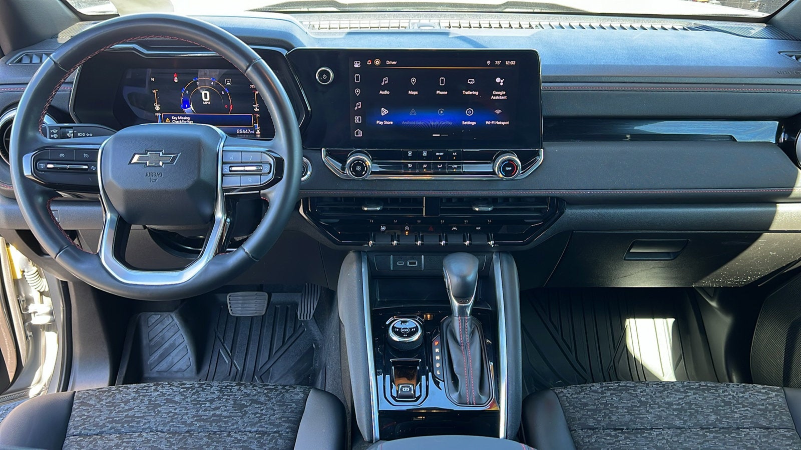 2023 Chevrolet Colorado Z71 - Photo 15