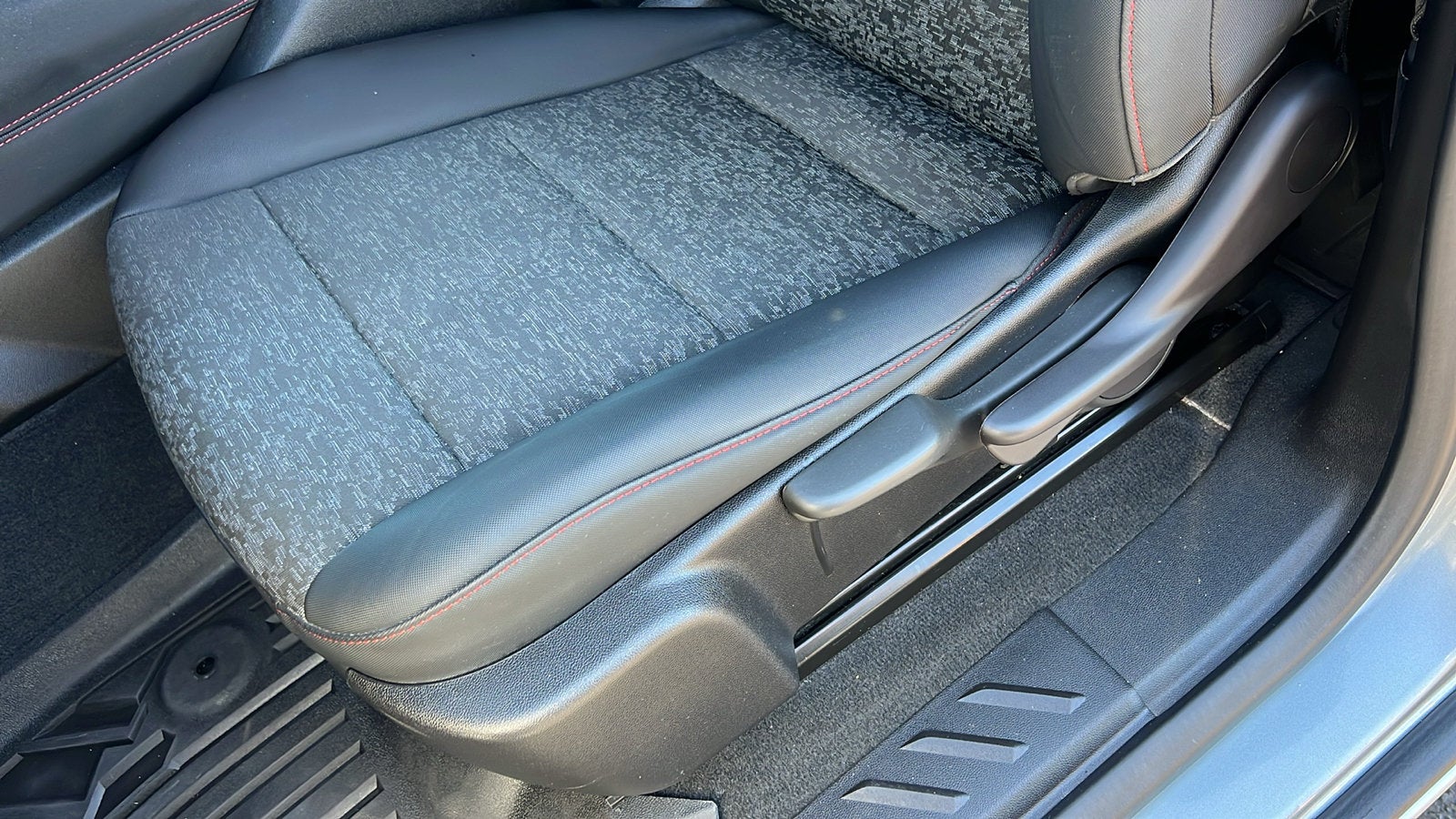 2023 Chevrolet Colorado Z71 - Photo 17