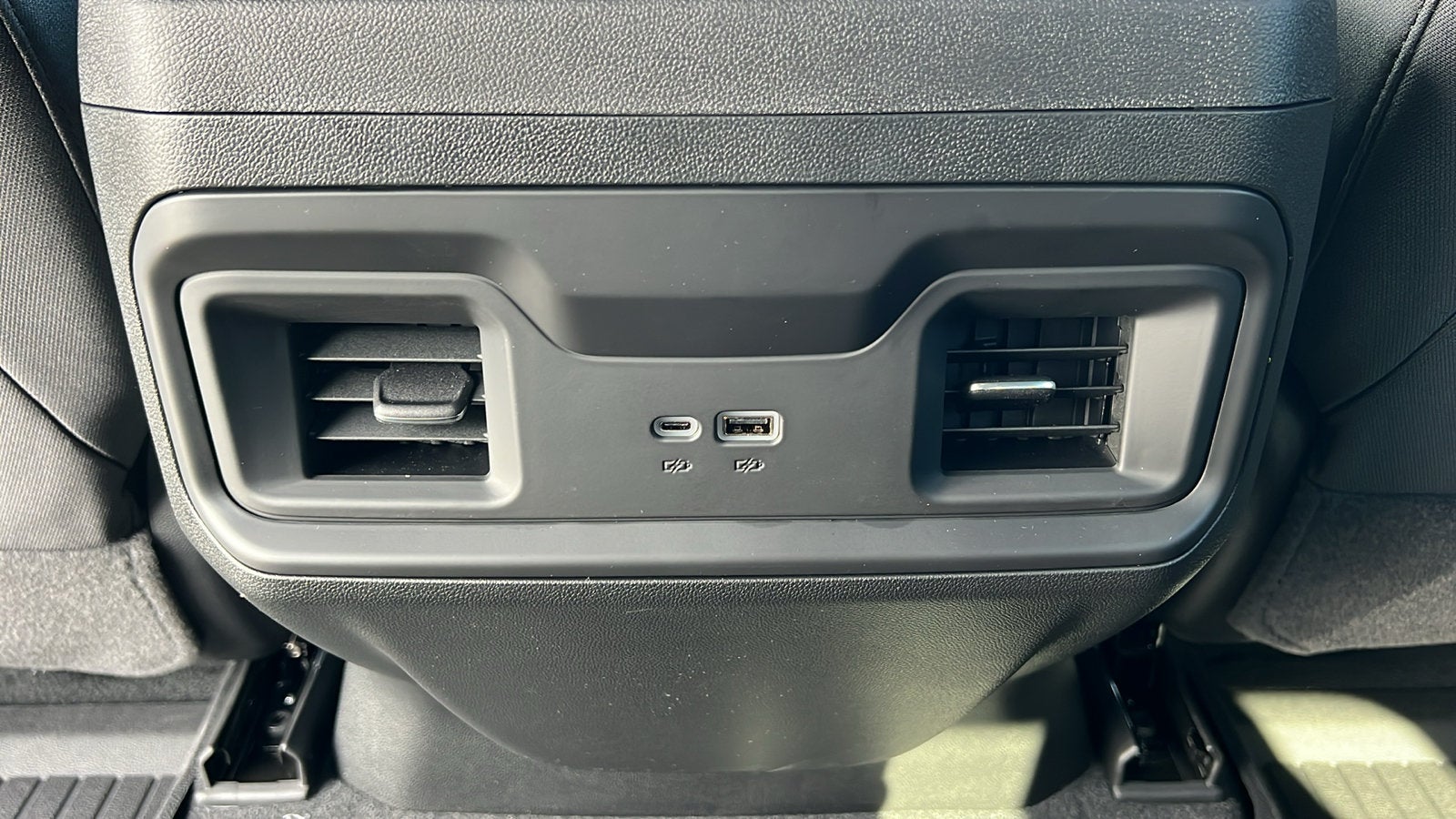 2026 Chevrolet Silverado 1500 LT - Photo 15
