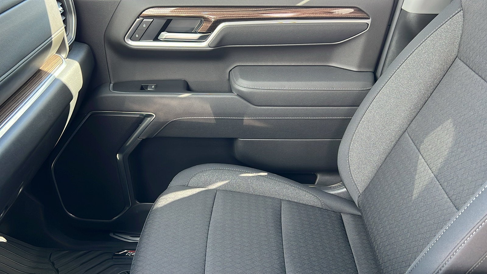 2026 Chevrolet Silverado 1500 LT - Photo 20