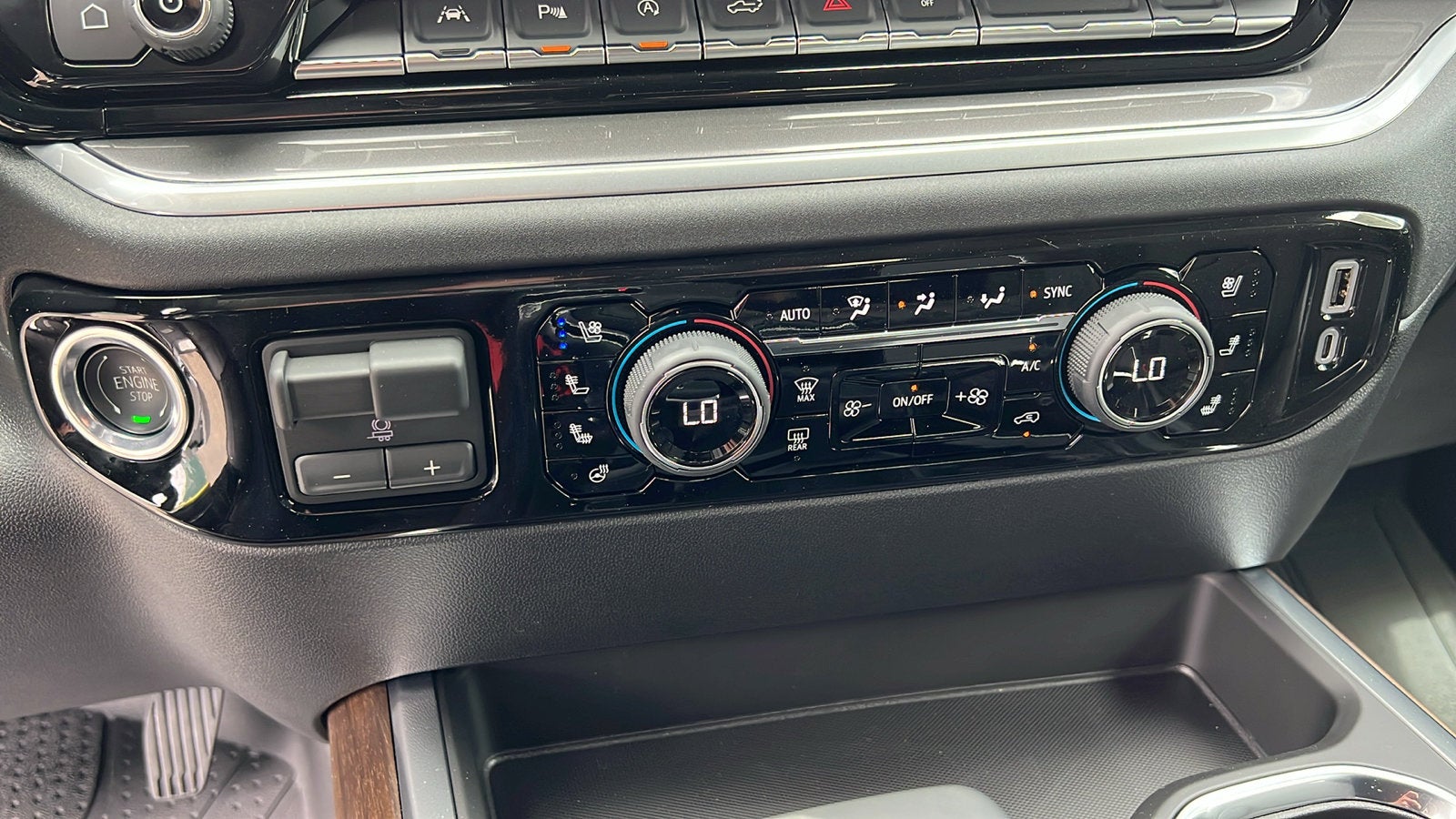 2026 Chevrolet Silverado 1500 High Country - Photo 24