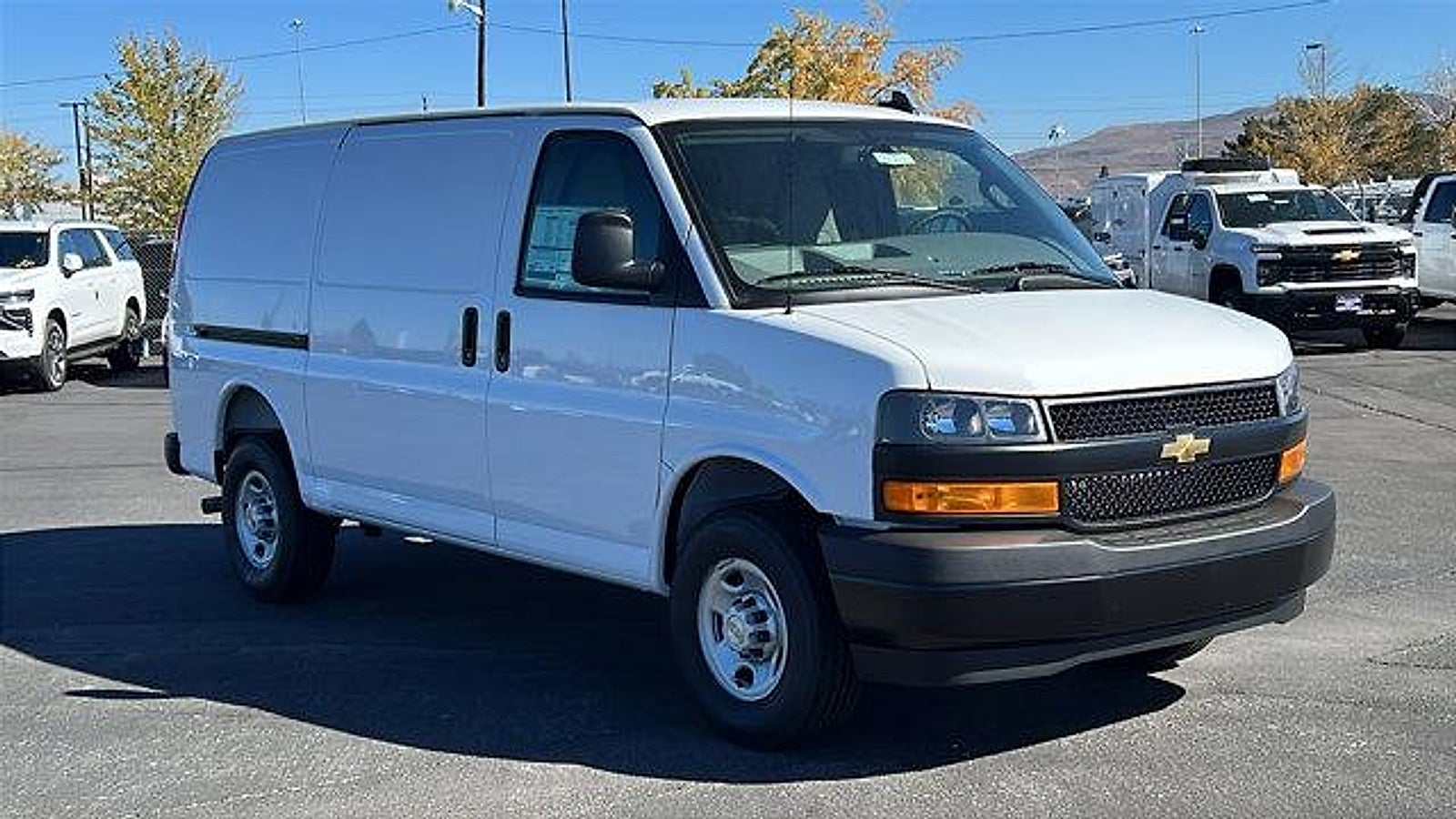 2025 Chevrolet Express Cargo 2500 WT