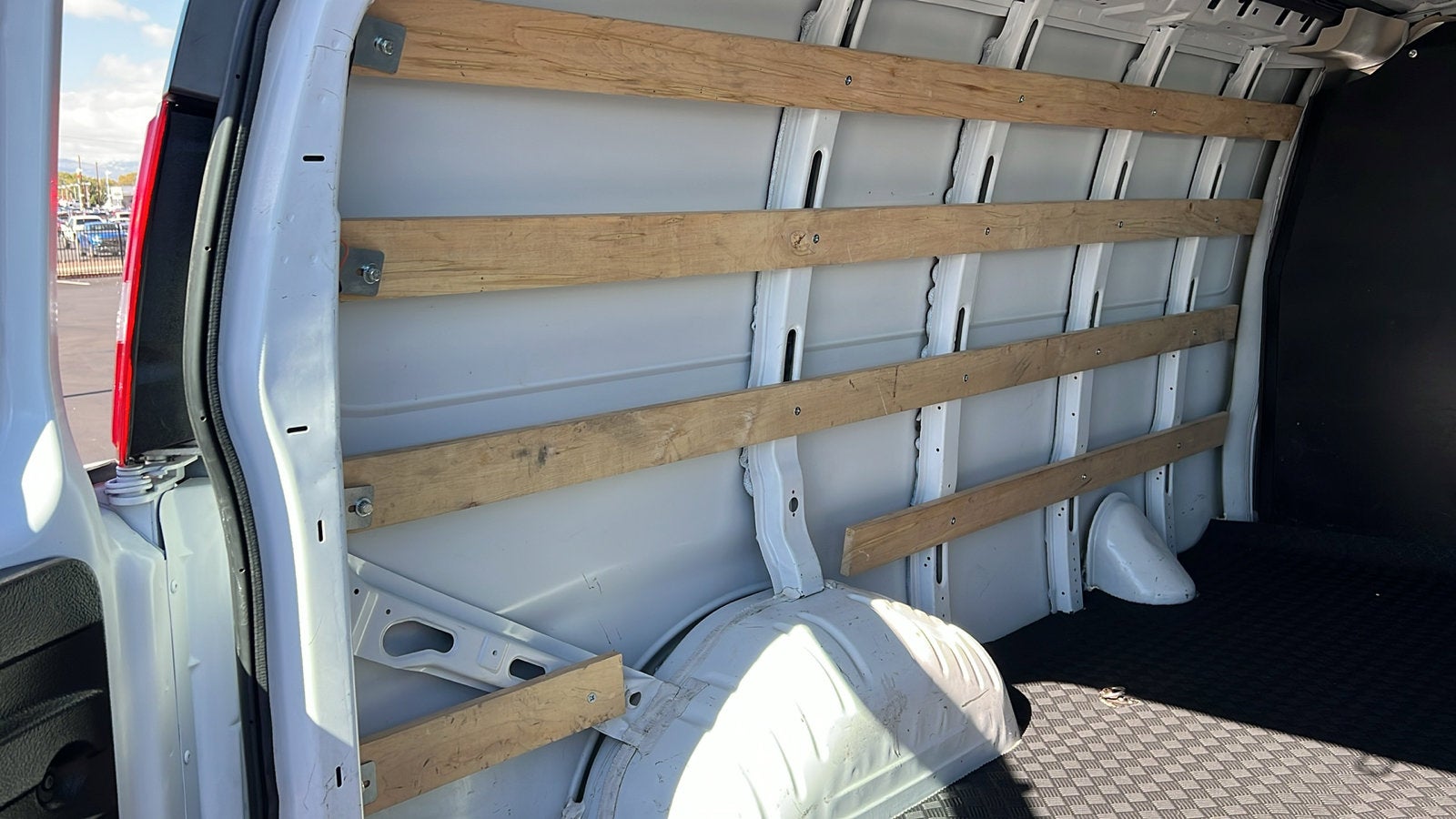 2023 Chevrolet Express Cargo 2500 WT