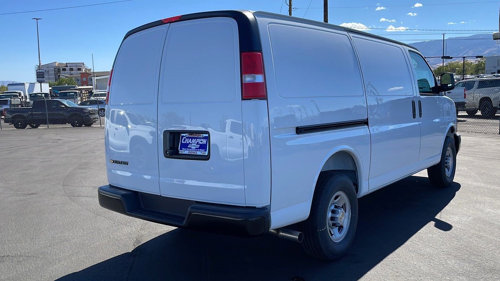 2026 Chevrolet Express Cargo 1WT