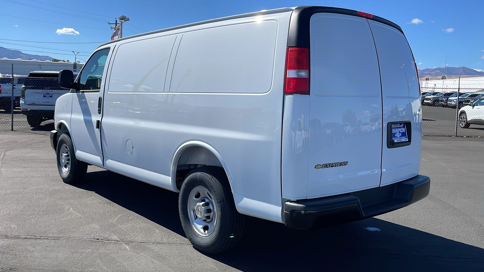 2026 Chevrolet Express Cargo 1WT