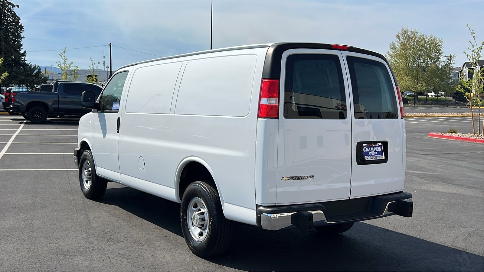 2024 Chevrolet Express Cargo 2500 WT