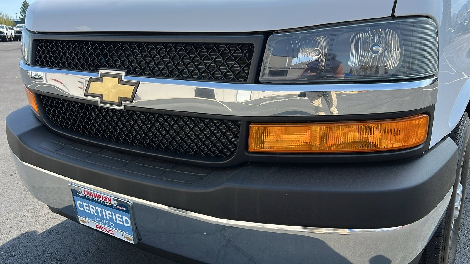 2024 Chevrolet Express Cargo 2500 WT