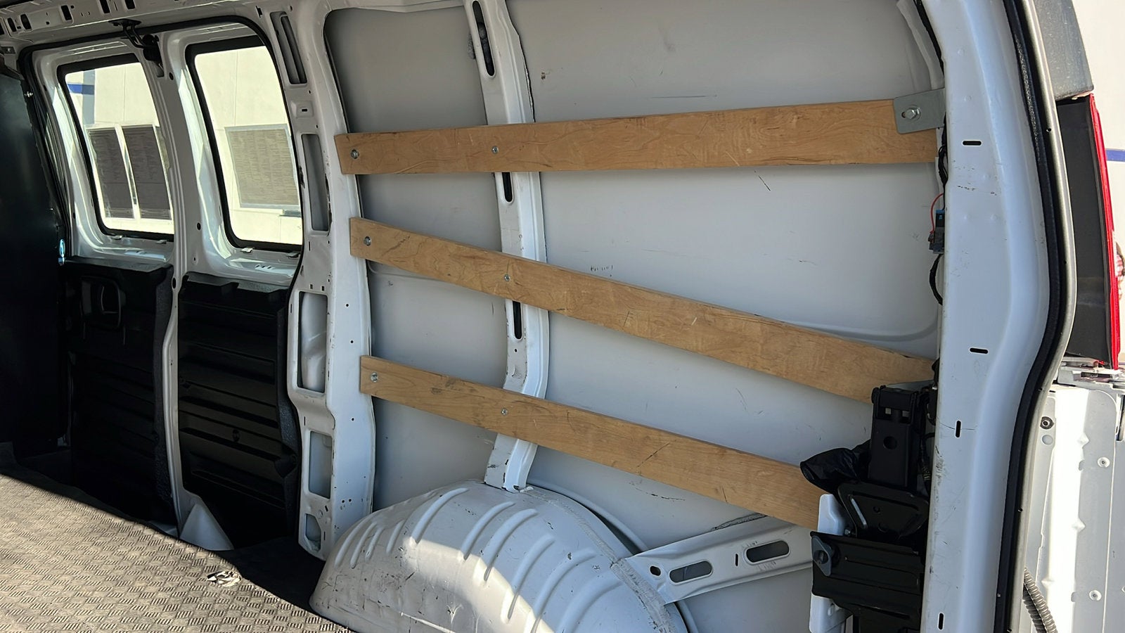 2022 Chevrolet Express Cargo 2500 WT