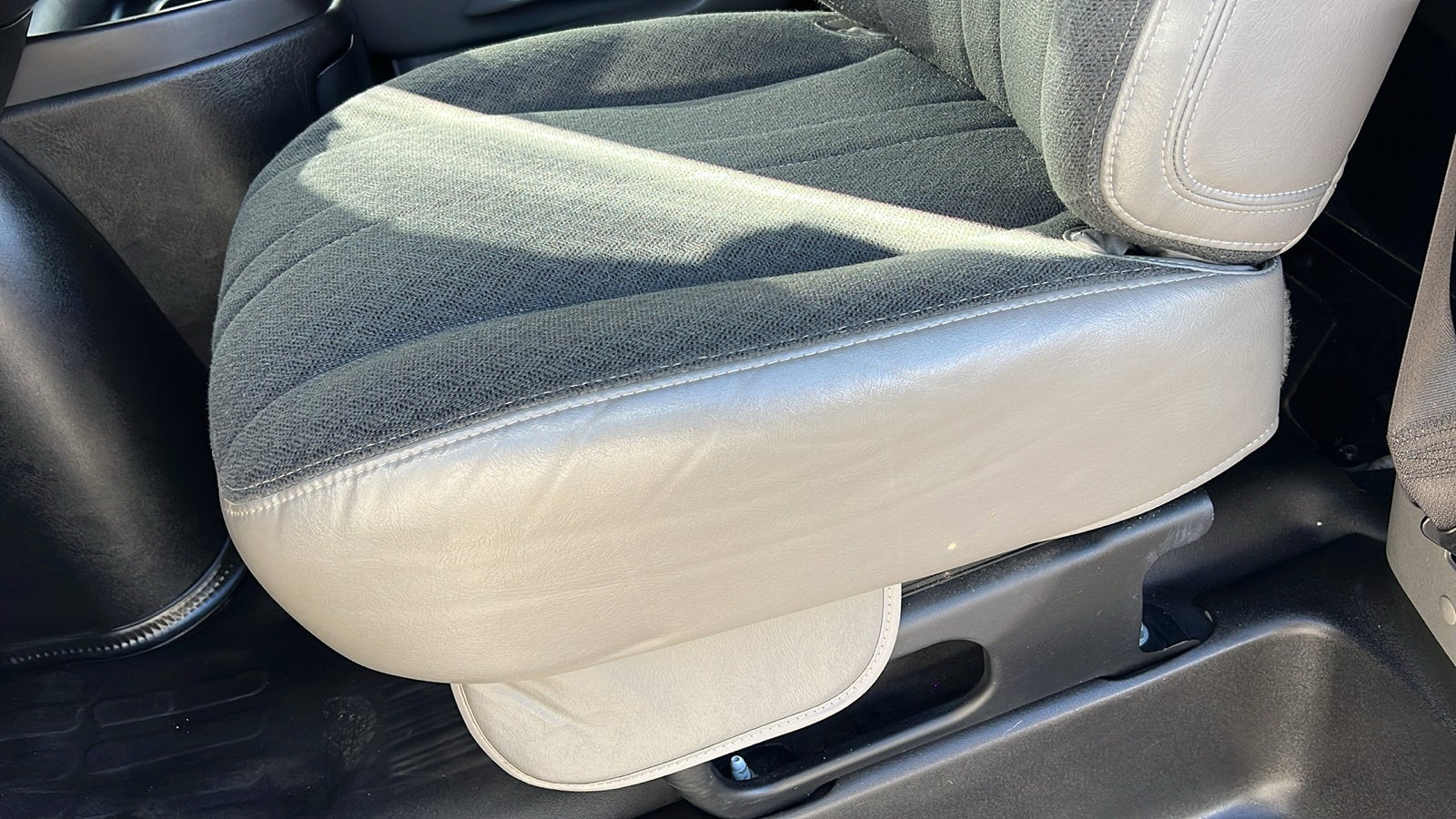 2022 Chevrolet Express Cargo 2500 WT