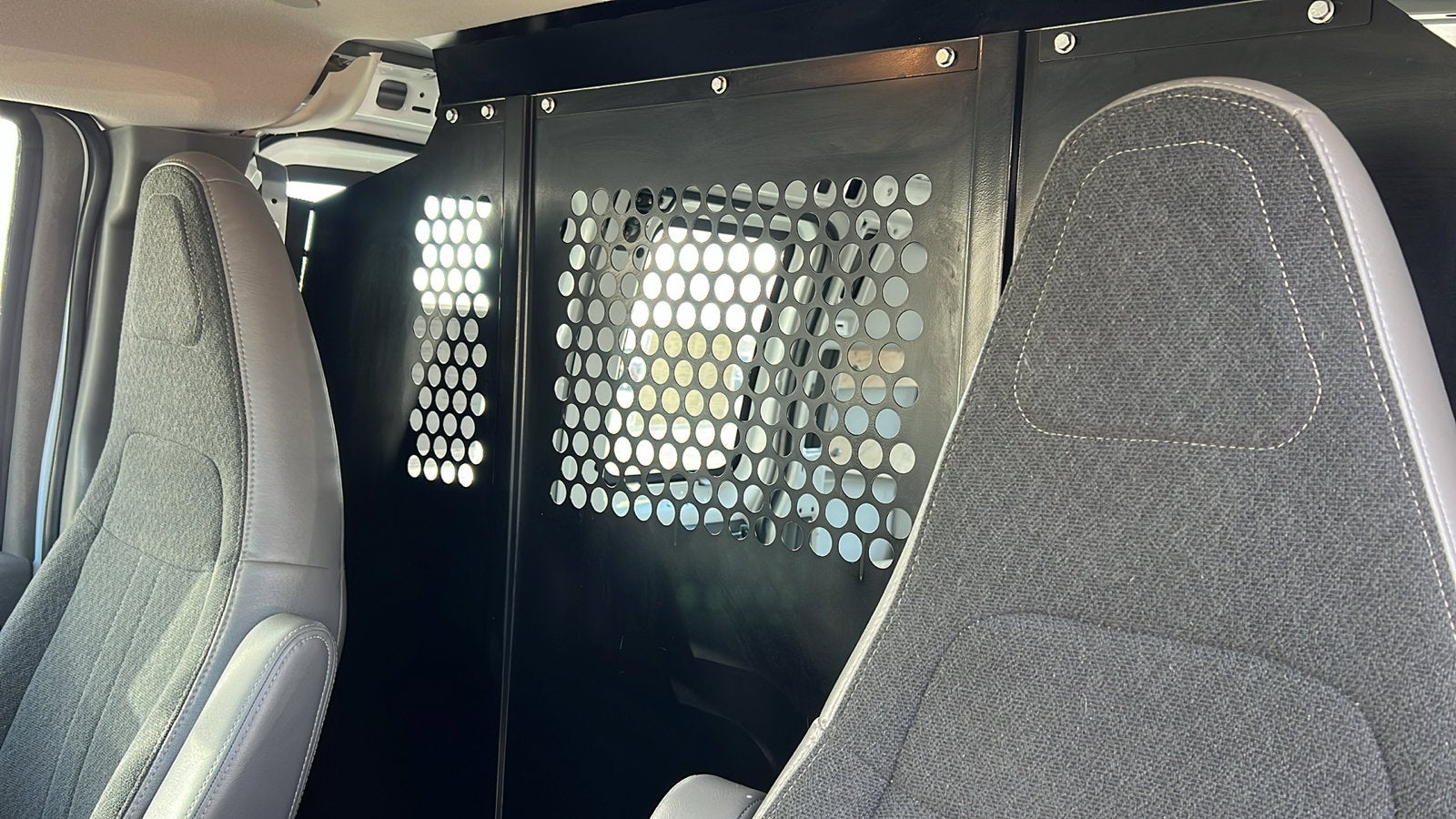 2022 Chevrolet Express Cargo 2500 WT