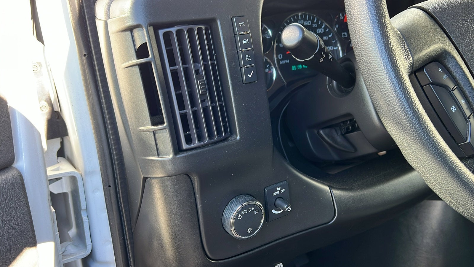 2022 Chevrolet Express Cargo 2500 WT