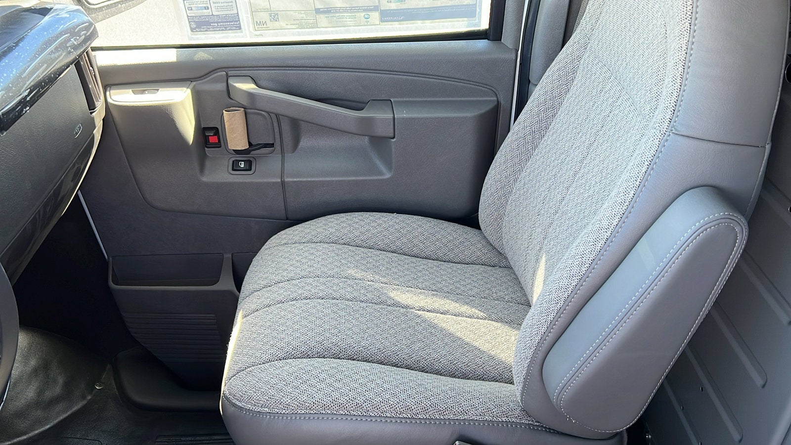 2024 Chevrolet Express Cargo 2500 WT