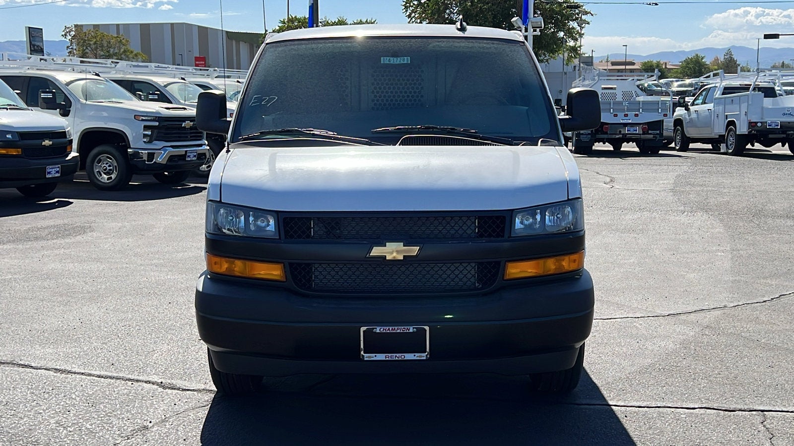 2024 Chevrolet Express Cargo 2500 WT