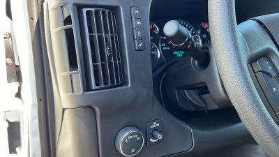 2024 Chevrolet Express Cargo 2500 WT